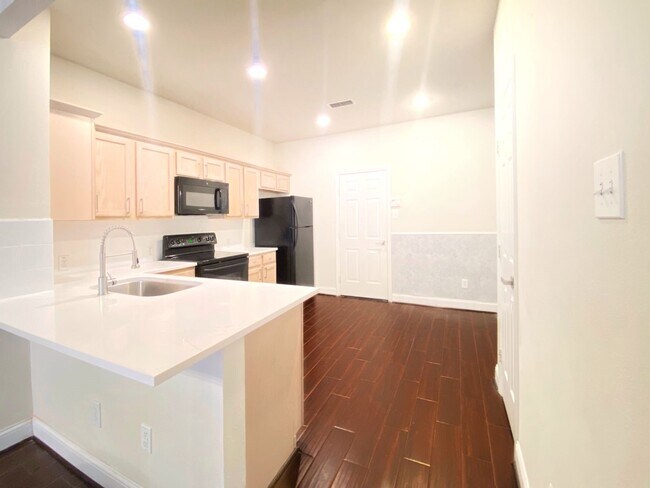 Building Photo - 54 Alderon Woods Pl