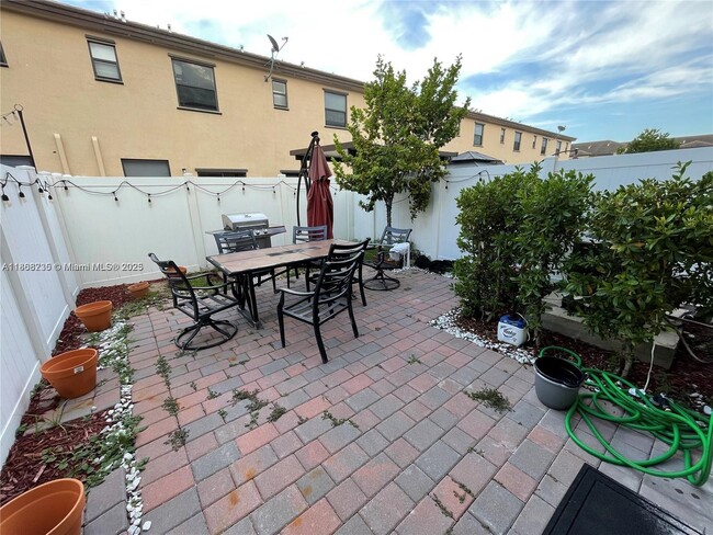 Building Photo - 10491 W 34th Ct