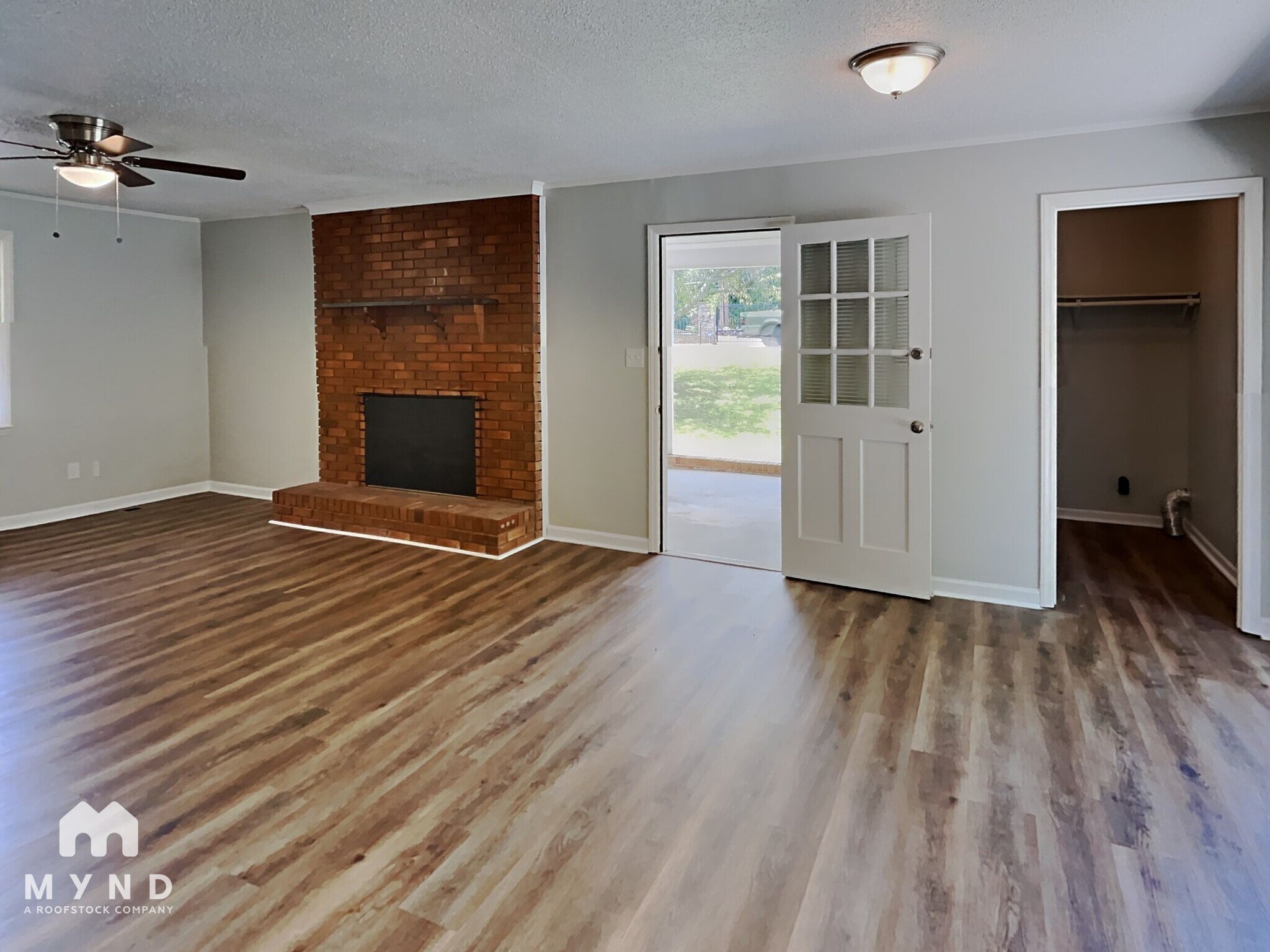 Building Photo - 4317 Freeport Dr