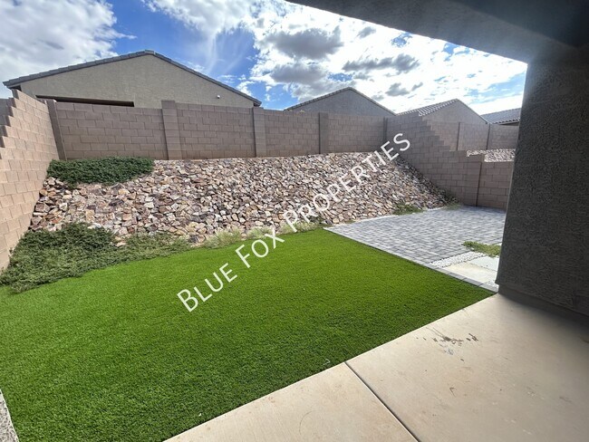 Building Photo - 6973 W Jadewood Ln