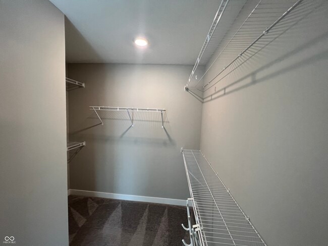 Building Photo - 329 Wakefield Way