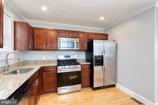 Building Photo - 2103 Southern Ave