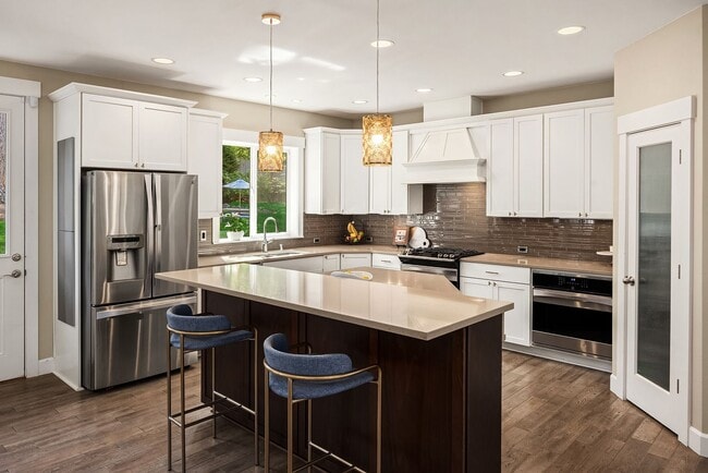 Building Photo - Bainbridge Island Home