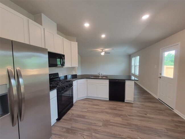 Building Photo - 11736 Whirlaway Dr