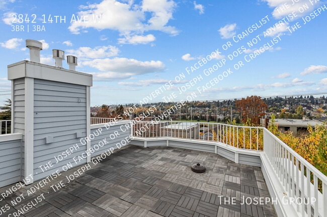 Building Photo - 2842 14th Ave W