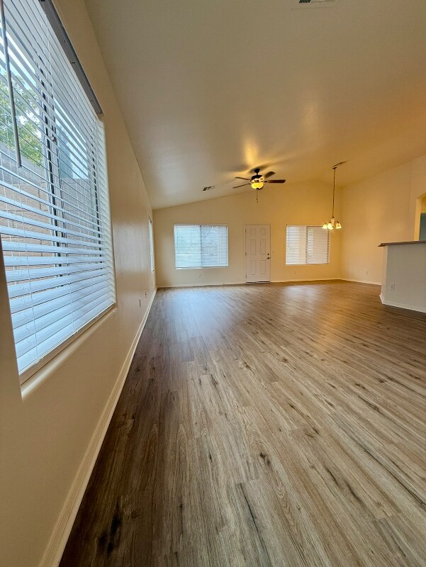 Building Photo - 7451 E Mountain Dr