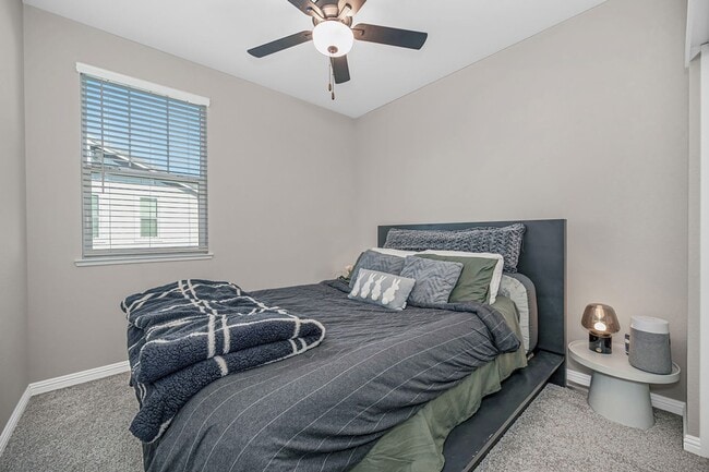 Building Photo - Beautiful 3 Bedroom Home with Updated Finishes & 2-Car Garage!