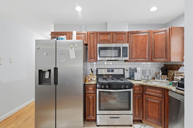 Building Photo - 499 Ocean Ave