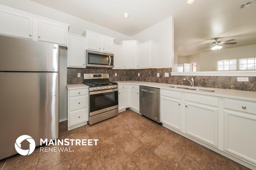 Building Photo - 4601 Wagner Lake Dr