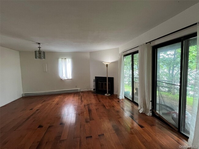 Building Photo - 24 Hudson Heights Dr