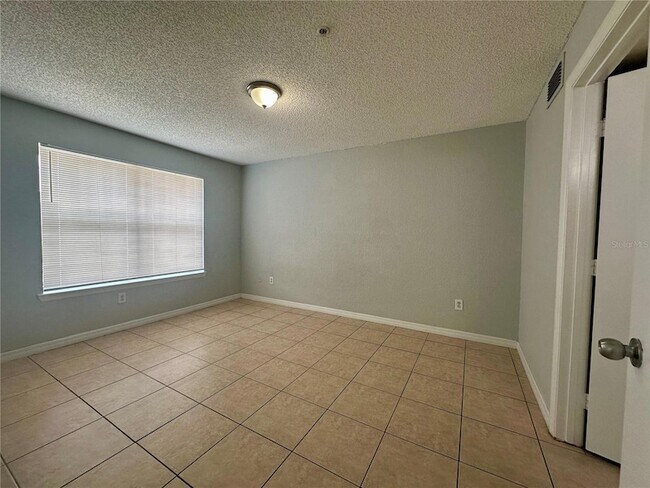 Building Photo - 2213 Grand Cayman Ct