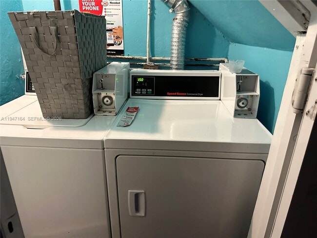 Building Photo - 323 Washington Ave