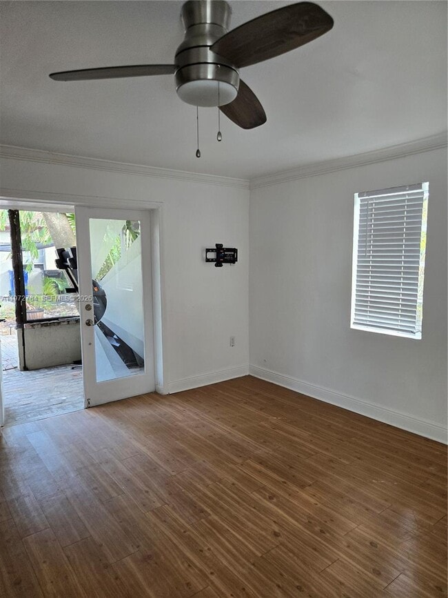 Building Photo - 1445 N Andrews Ave