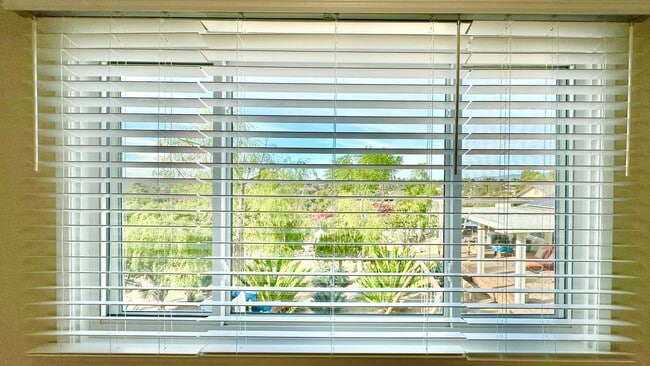 Building Photo - Beautiful Updated Studio Layout Guest Home Unit located on Private Country Property in Fallbrook!