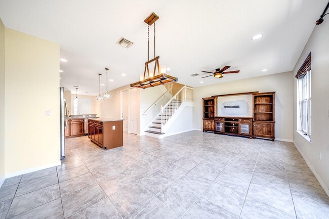 Building Photo - 4543 Tara Cove Way