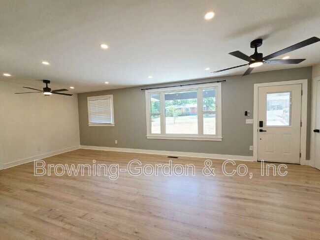 Building Photo - 1601 Haynes Meade Cir