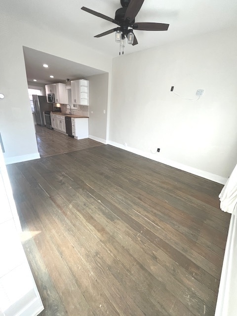 Building Photo - 1943 N Winchester Ave