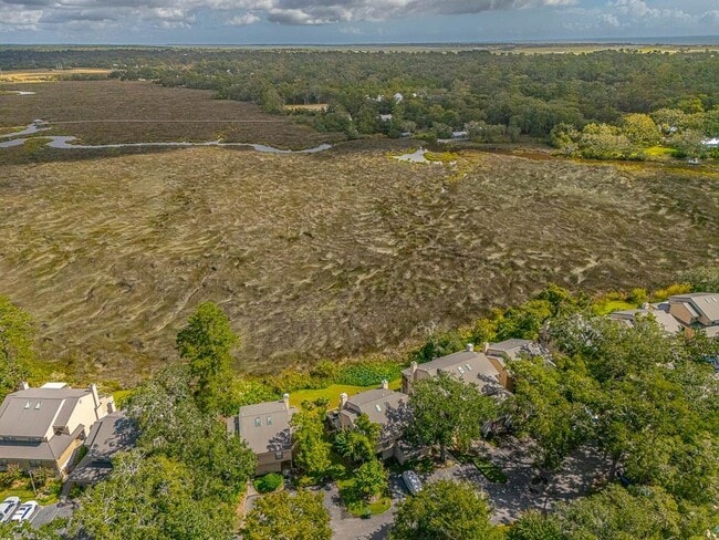 Building Photo - 310 Brockinton Marsh