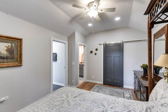 Building Photo - 2101 S 61st Ave