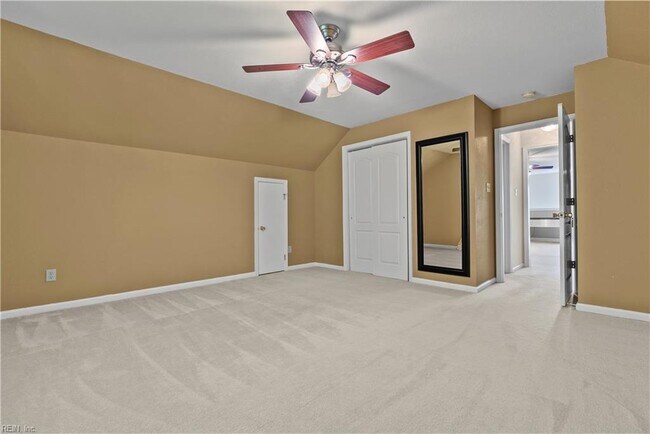 Building Photo - 13468 Whippingham Pkwy