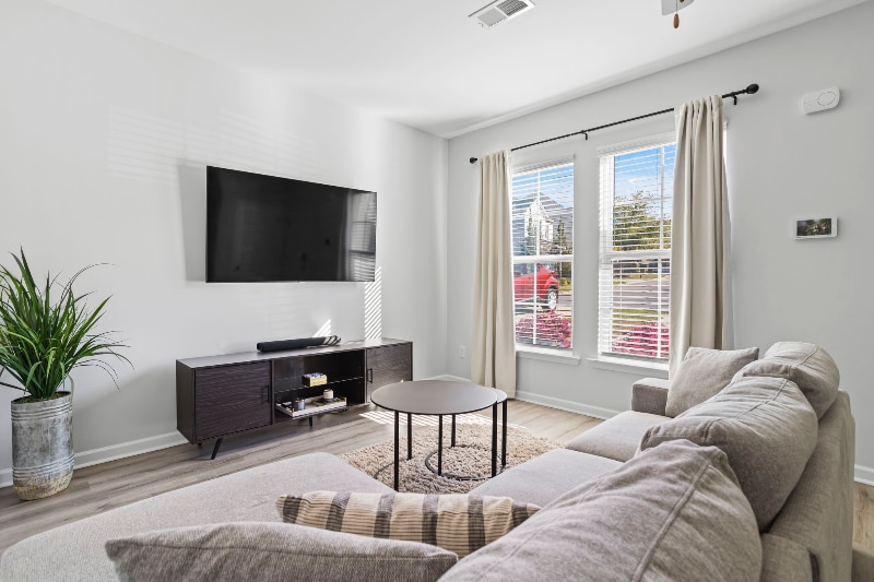 Building Photo - 193 Northwood St