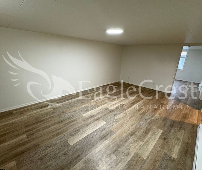 Building Photo - 236NCOLLEGE