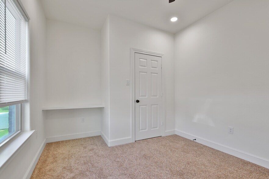 Building Photo - 6923 17th St