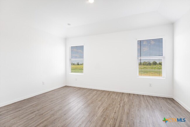 Building Photo - 2460 Vesper Bnd