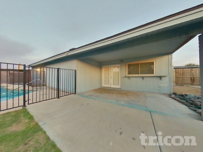 Building Photo - 1349 W Morrow Dr