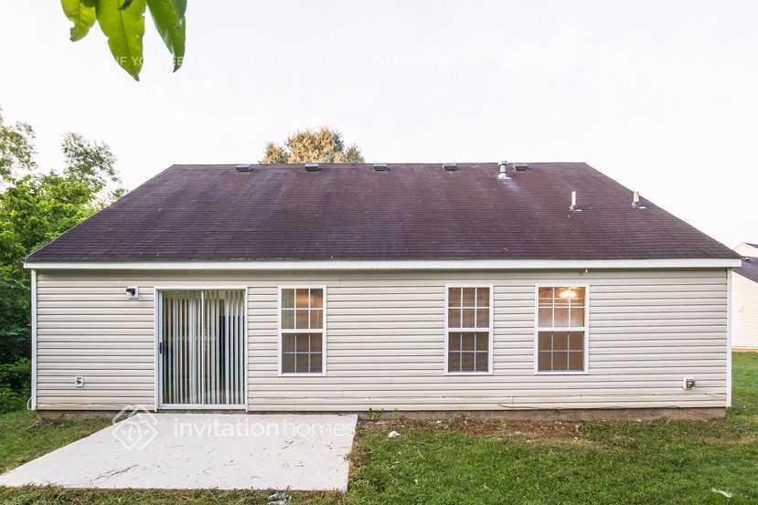 Building Photo - 2678 Buena Vista Cir