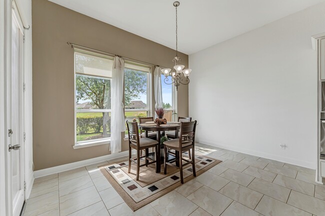 Building Photo - 4310 Red Eagle Pass Ln