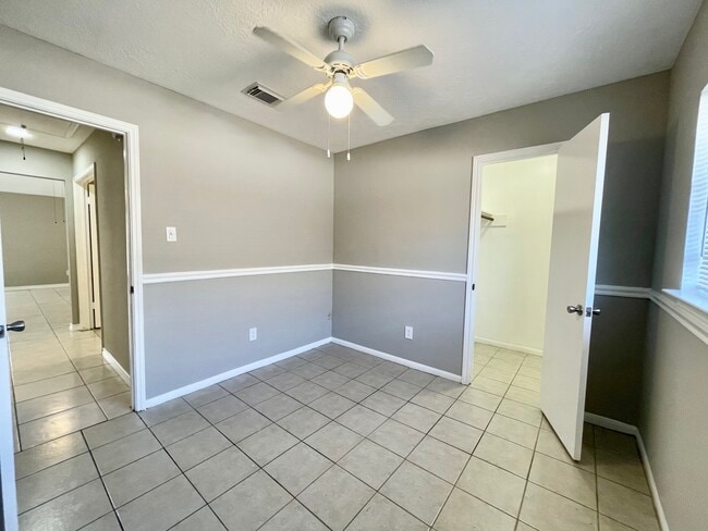 Building Photo - 7014 Caladero Dr