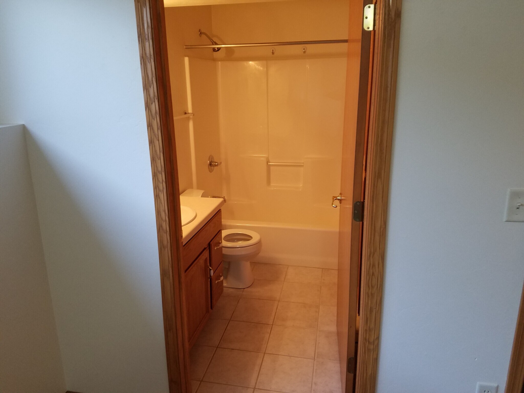 Building Photo - 3290 Windland Dr