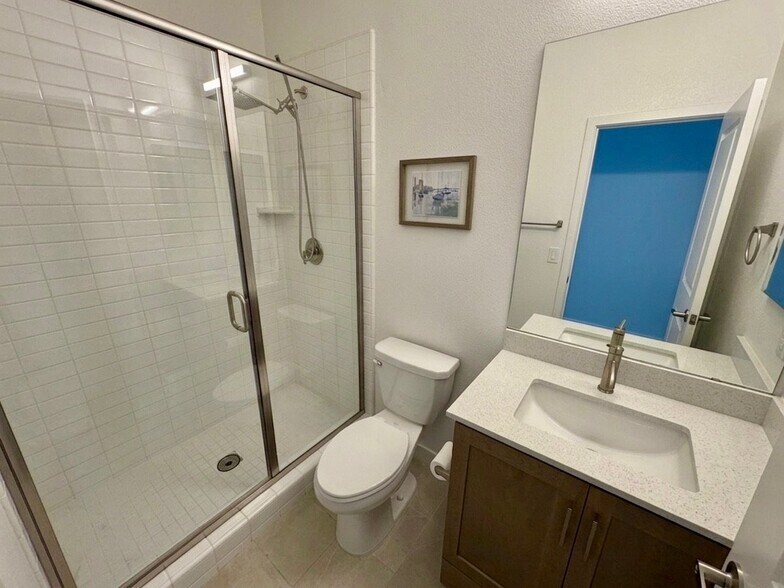 Building Photo - 1358 Blue Port Wy