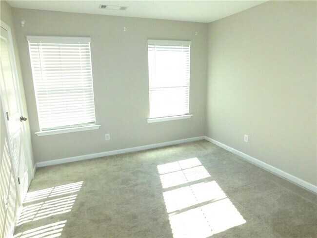 Building Photo - 418 Bannon Way