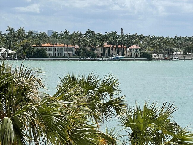 Building Photo - 6820 Indian Creek Dr