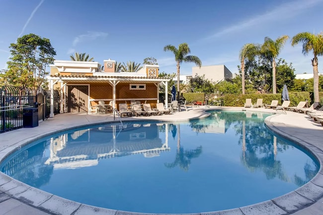 Building Photo - Beautiful and Modern Townhome in The Bay at Point Loma Condominiums