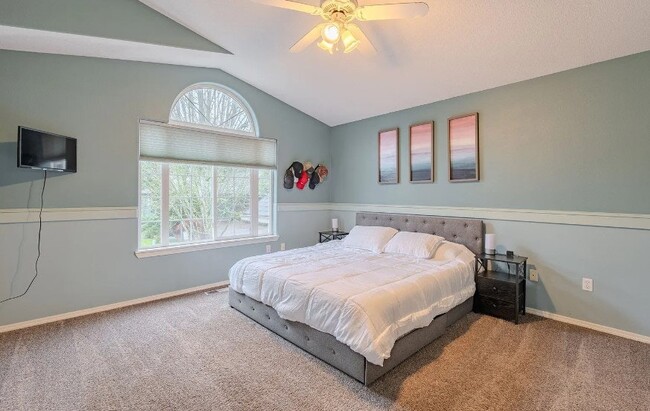 Building Photo - 1306 NE 91st Ave