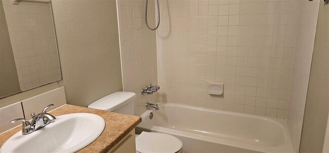 Building Photo - 1411 Braes Ridge Dr