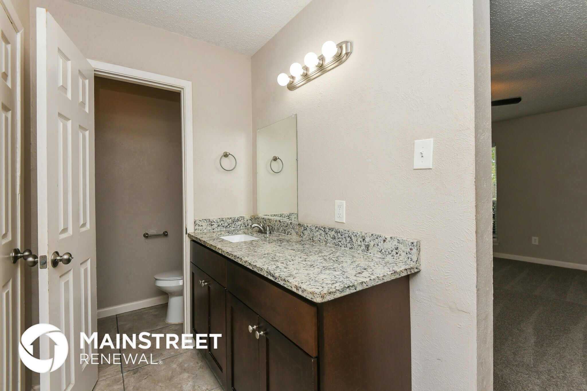 Building Photo - 1905 Christopher Dr