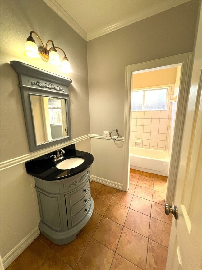 Building Photo - 7206 N Fawn River Cir