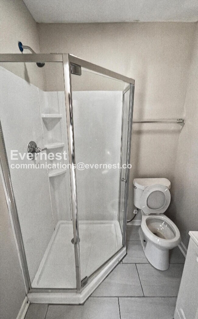 Building Photo - 5221 Jefferson St