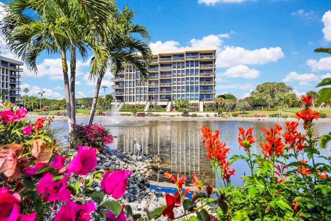 Building Photo - 1145 Gulf of Mexico Dr