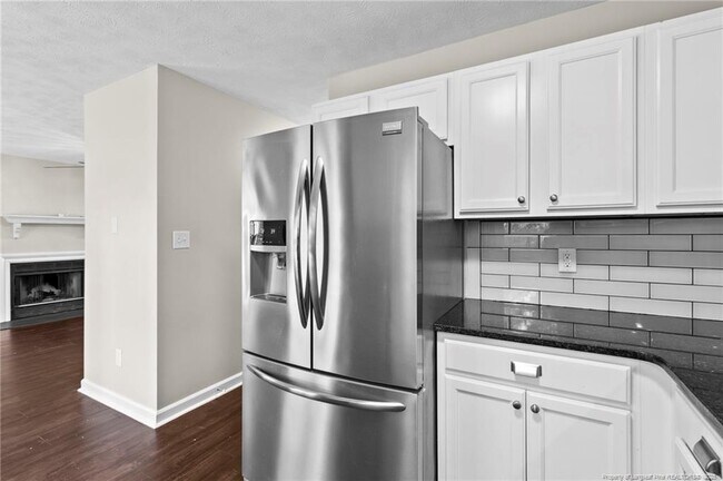Building Photo - 324 Nettletree Ln