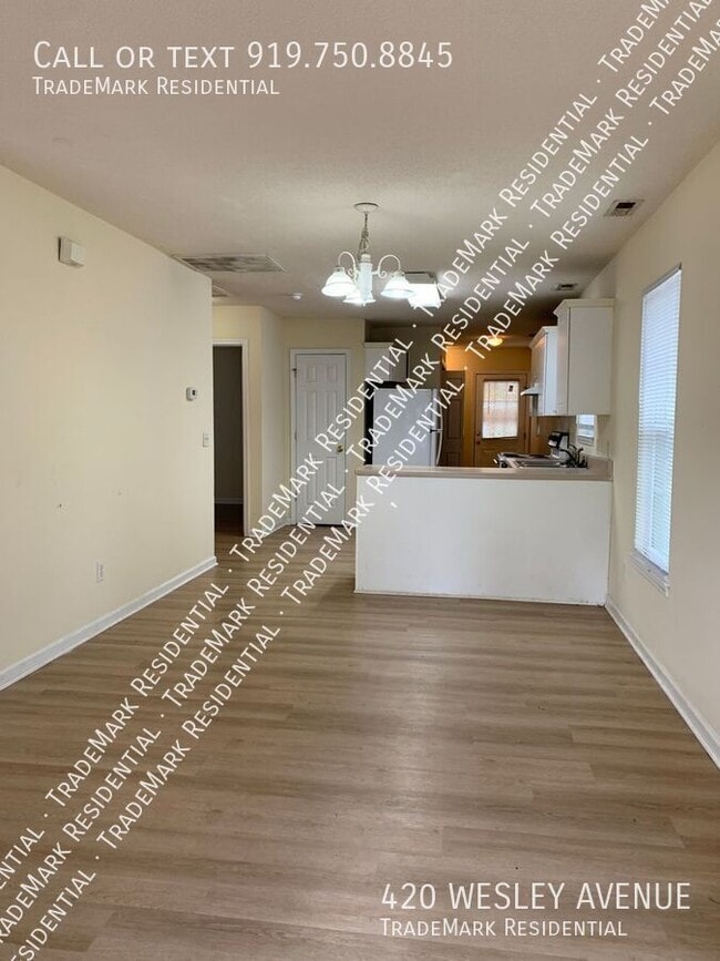 Building Photo - 420 Wesley Ave