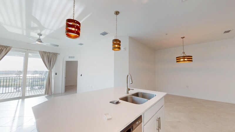 Building Photo - 43040 Greenway Blvd