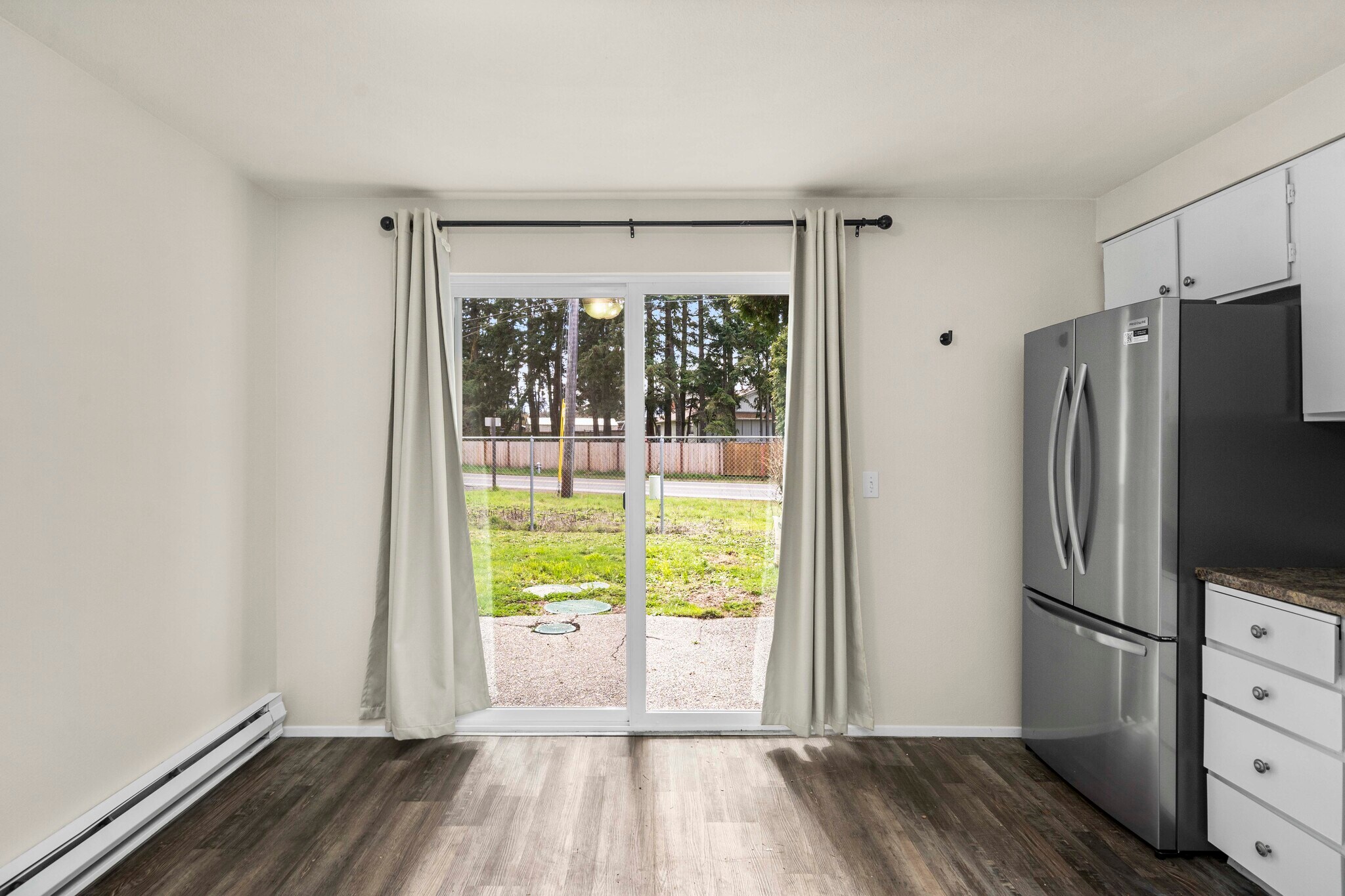 Patio door - 523 159th St E