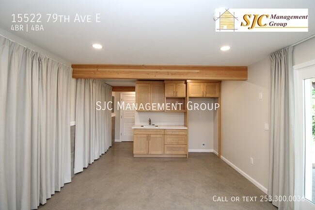 Building Photo - 15522 79th Ave E