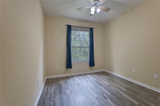 Building Photo - 6335 Contessa Dr