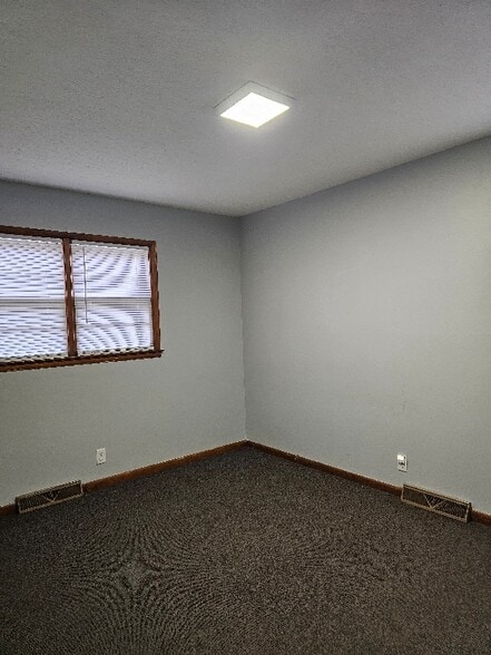 Building Photo - 1200 Faith Dr